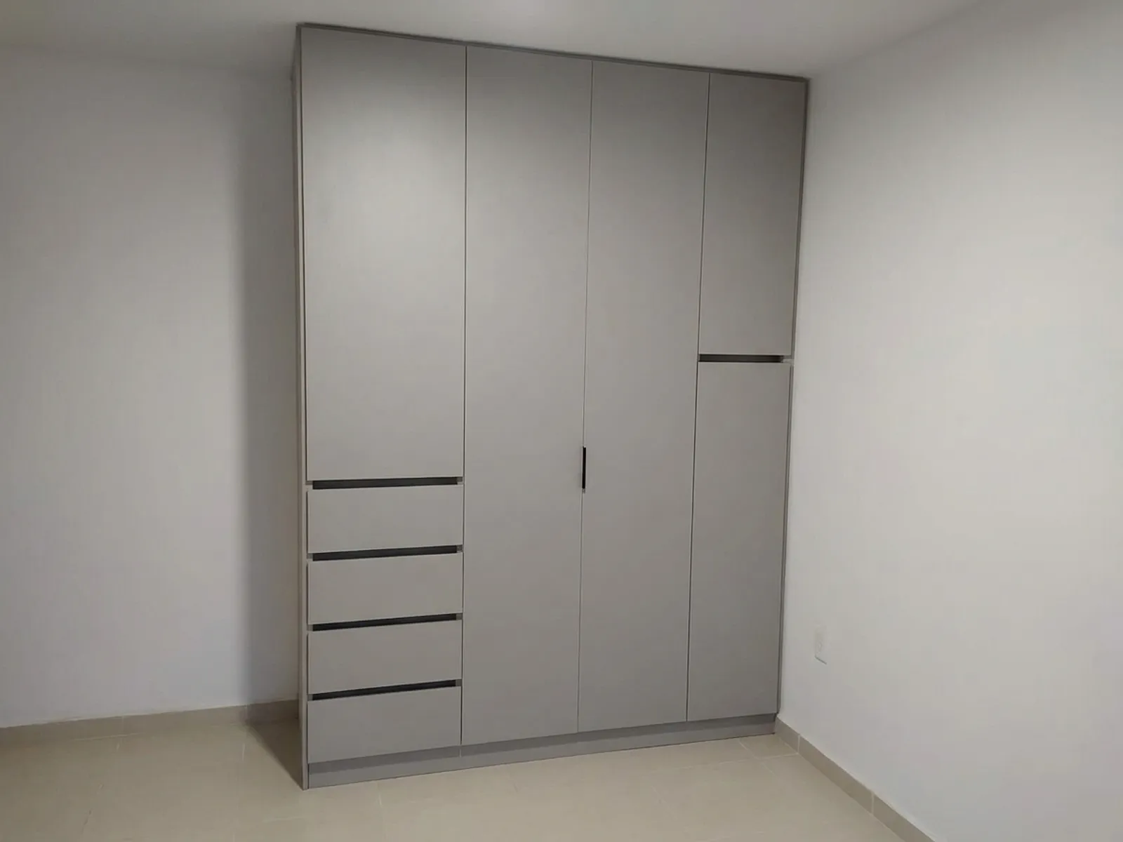 Closet instalado en proyecto Ancona, Salvatierra