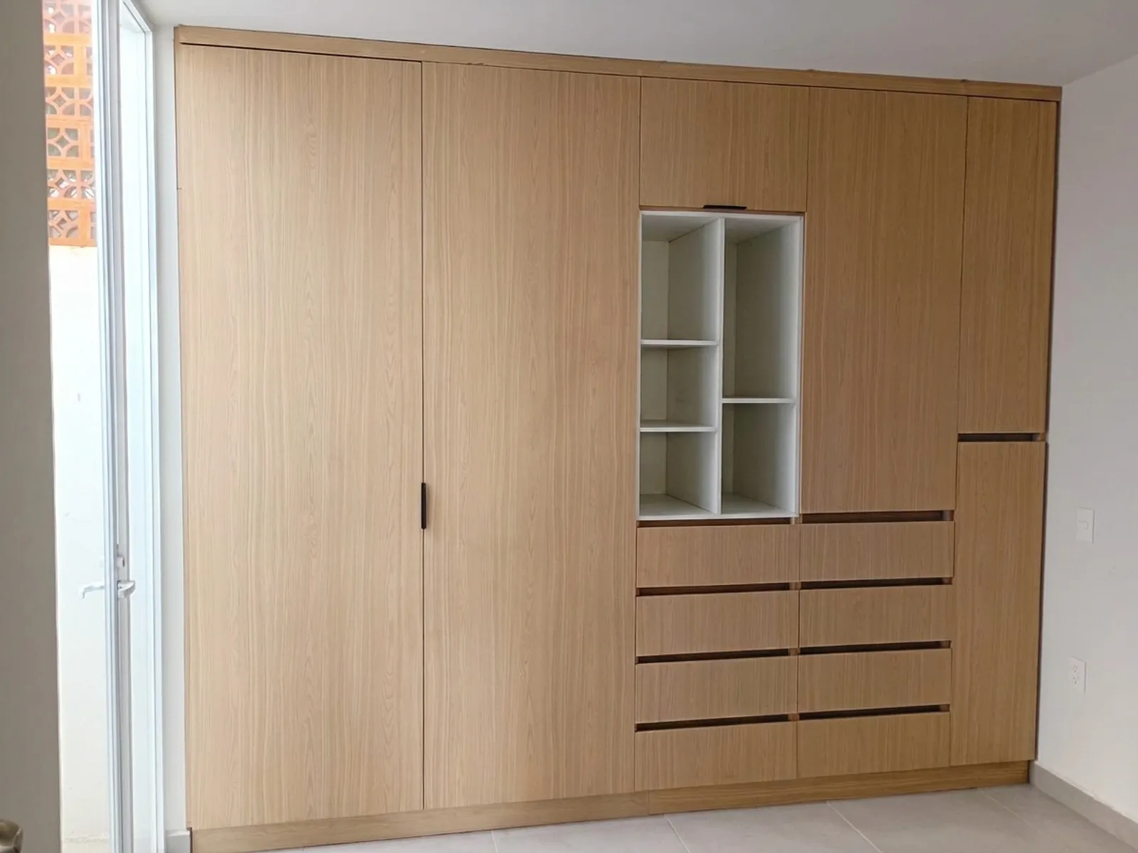 Closet instalado en proyecto El Cantar